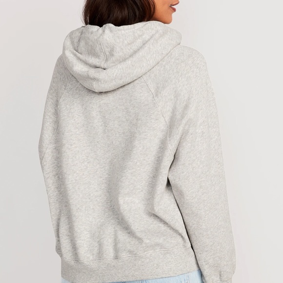 NWT OLD NAVY Oversized Fleece Logo Graphic Hoodie : Light Heather GraySMALL - Picture 3 of 5